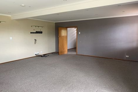 Photo of property in 30a Te Atatu Road, Te Atatu South, Auckland, 0610