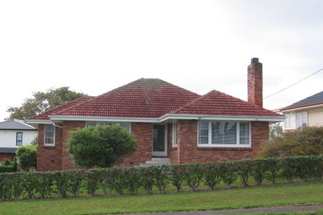 Photo of property in 5 Netherlands Avenue, Kelston, Auckland, 0602