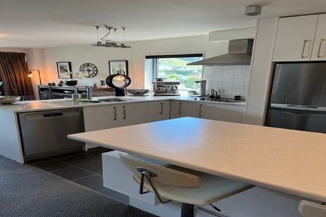 Photo of property in Montreaux, 164 The Terrace, Wellington Central, Wellington, 6011