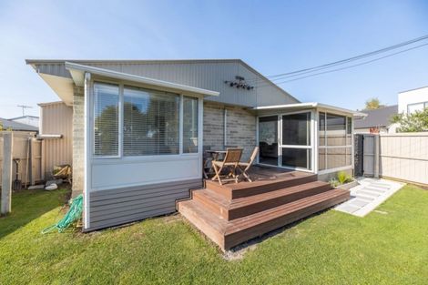 Photo of property in 1/34 Edward Avenue, Edgeware, Christchurch, 8013