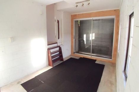 Photo of property in 2/26a Sunnynook Road, Sunnynook, Auckland, 0620