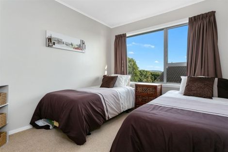 Photo of property in 8 Lauderdale Road, Papakowhai, Porirua, 5024