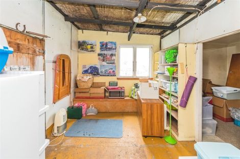 Photo of property in 25 Ruapehu Street, Castlecliff, Whanganui, 4501