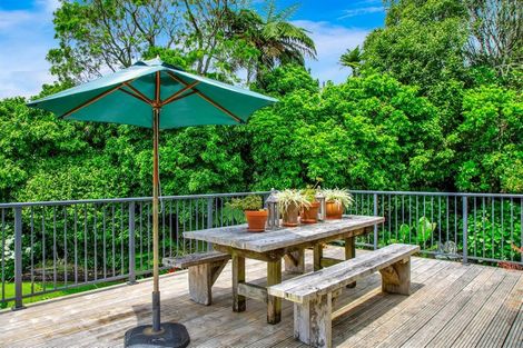 Photo of property in 37 Whakapaki Street, Urenui, 4375