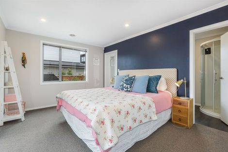 Photo of property in 89 John Burke Drive, Aotea, Porirua, 5024