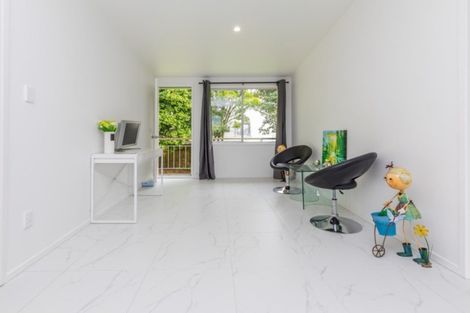 Photo of property in 7/66 Astley Avenue, New Lynn, Auckland, 0600