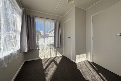 Photo of property in 40 Wrantage Street, Westown, New Plymouth, 4310