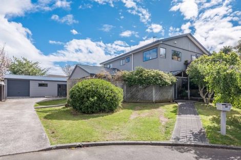 Photo of property in 18 Realm Drive, Paraparaumu, 5032