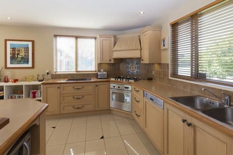 Photo of property in 3 Mallard Place, Unsworth Heights, Auckland, 0632