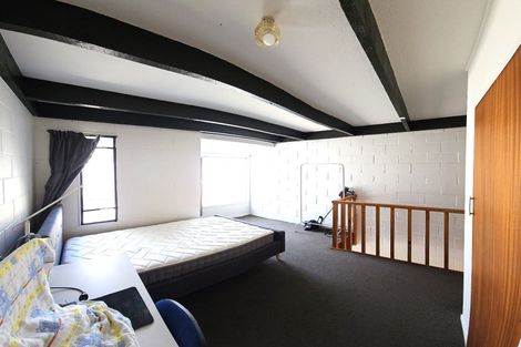 Photo of property in 129 Constable Street, Newtown, Wellington, 6021