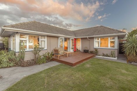 Photo of property in 12 Ida Street, New Brighton, Christchurch, 8061