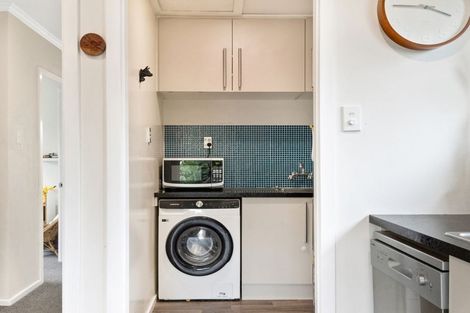 Photo of property in 28 Denise Crescent, Hornby, Christchurch, 8042