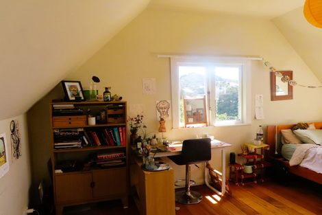 Photo of property in 6 Thorby Street, Northland, Wellington, 6012