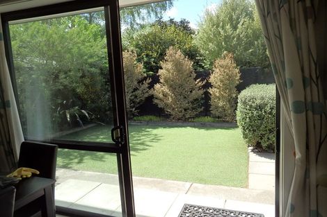 Photo of property in 1/12 Glenharrow Avenue, Avonhead, Christchurch, 8042