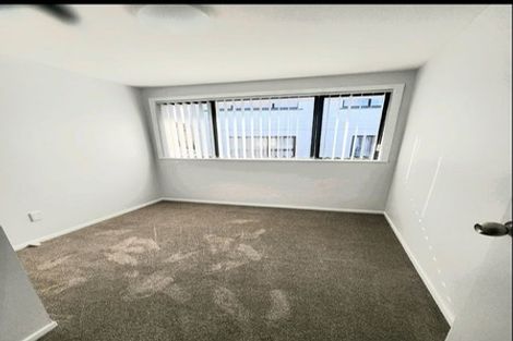 Photo of property in 2 Ellis Avenue, Mount Roskill, Auckland, 1041