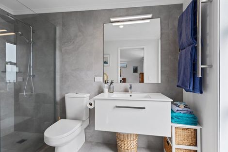 Photo of property in 246c Papamoa Beach Road, Papamoa Beach, Papamoa, 3118