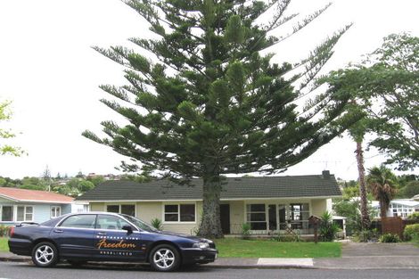 Photo of property in 120 Moore Street, Hillcrest, Auckland, 0627