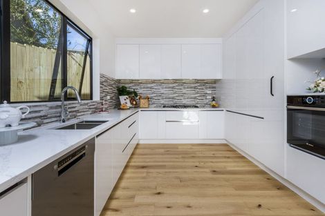 Photo of property in 31a Linwood Avenue, Forrest Hill, Auckland, 0620