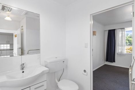 Photo of property in 8 Mamaku Street, Paraparaumu, 5032