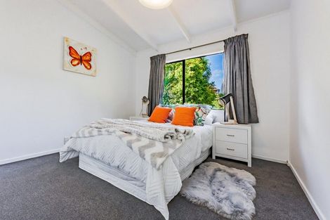 Photo of property in 2/104 Ocean View Road, Northcote, Auckland, 0627