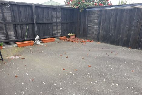 Photo of property in 2/87 Lonsdale Street, New Brighton, Christchurch, 8083