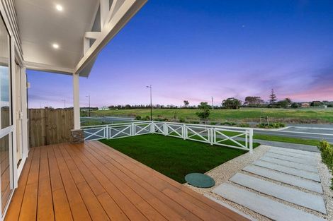 Photo of property in 113 Mutetai Road, Clarks Beach, 2122