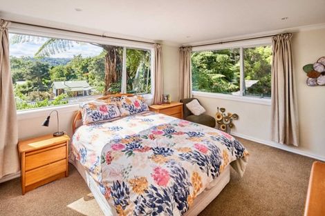 Photo of property in 33 Wyndham Road, Pinehaven, Upper Hutt, 5019