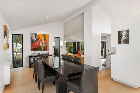 Photo of property in 27 Fendalton Road, Fendalton, Christchurch, 8014