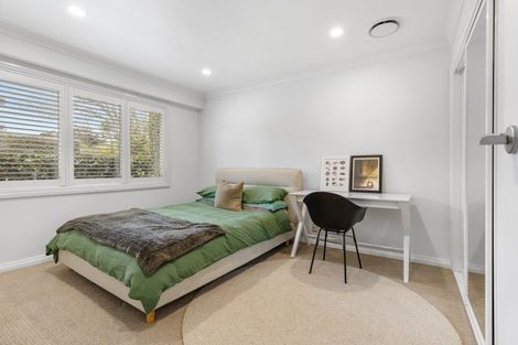 Photo of property in 21 Churchouse Road, Greenhithe, Auckland, 0632