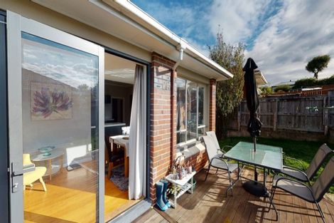 Photo of property in 25 Forbes Street, Balaclava, Dunedin, 9011