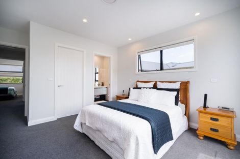 Photo of property in 22 Kahuparere Crescent, Pyes Pa, Tauranga, 3112