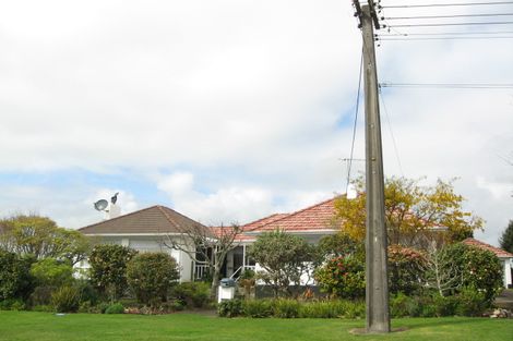 Photo of property in 1 Brookes Terrace, Waitara, 4320