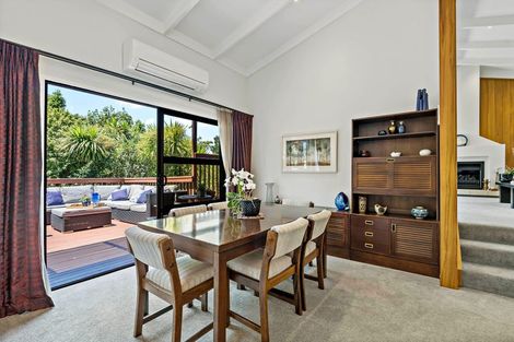 Photo of property in 7 Helvetia Drive, Browns Bay, Auckland, 0630