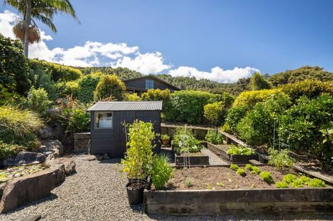 Photo of property in 80 Tarapatiki Drive, Whitianga, 3510