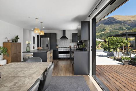 Photo of property in 19 Pennycook Place, Lake Hawea, Wanaka, 9382