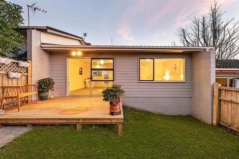 Photo of property in 4/101 Seymour Road, Sunnyvale, Auckland, 0612