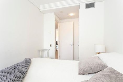 Photo of property in The Metropolis Apartments, 2614/1 Courthouse Lane, Auckland Central, Auckland, 1010