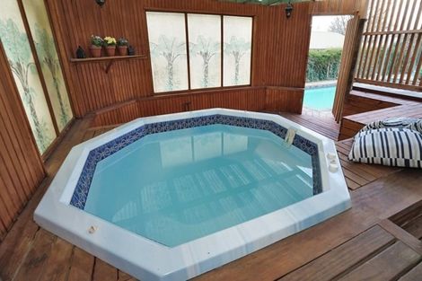 Photo of property in 18 Brookview Court, Queenwood, Hamilton, 3210