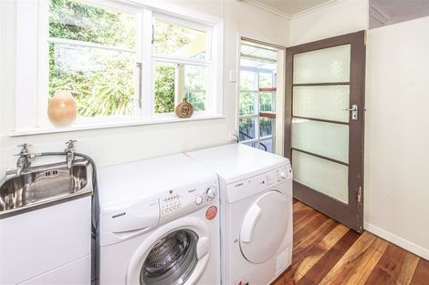 Photo of property in 16 Mount View Road, Bastia Hill, Whanganui, 4500