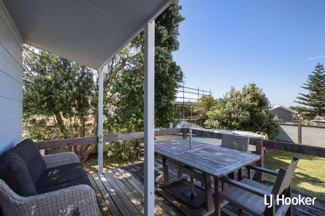 Photo of property in 25 Hanlen Avenue, Waihi Beach, 3611