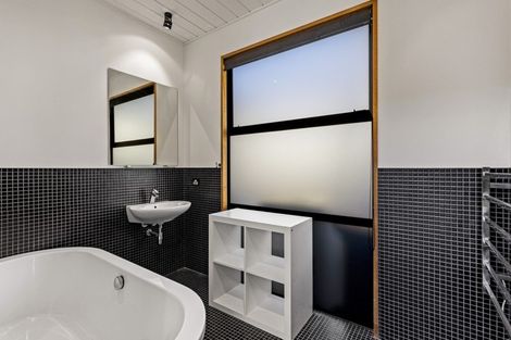 Photo of property in 10 Arran Lane, Jacks Point, Queenstown, 9371