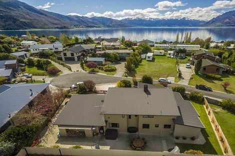 Photo of property in 4 Ryalls Way, Lake Hawea, Wanaka, 9382