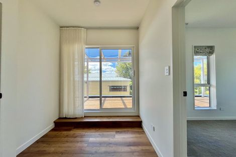 Photo of property in 7b Hanson Place, West Harbour, Auckland, 0618