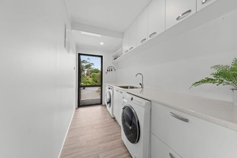 Photo of property in 1 Whitcombe Street, Lepperton, New Plymouth, 4373