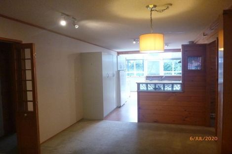 Photo of property in 93 Wiseley Road, West Harbour, Auckland, 0618