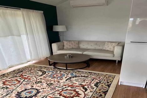 Photo of property in 21 Cochrane Avenue, Arkles Bay, Whangaparaoa, 0932