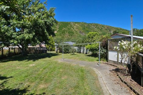 Photo of property in 13-17 Rimutaka Street, Paraparaumu, 5032