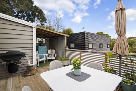 Photo of property in 890 Beach Road, Waiake, Auckland, 0630