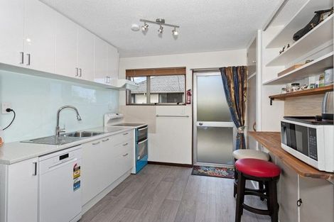 Photo of property in 2/30 Garvins Road, Hornby, Christchurch, 8042