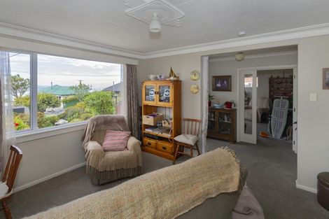 Photo of property in 21 Tamar Street, South Hill, Oamaru, 9400
